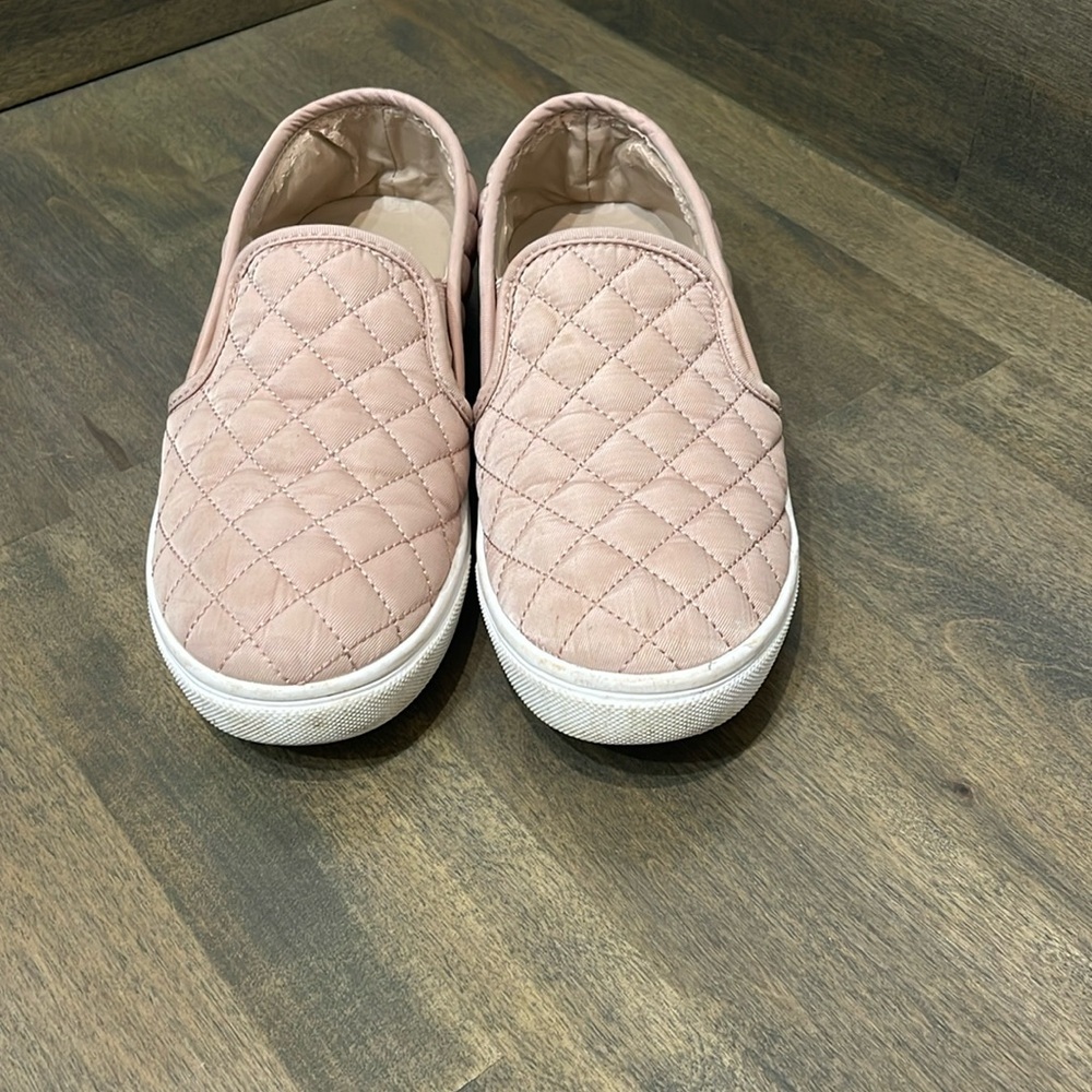 Steve Madden Pink Women Shoes size 6M
